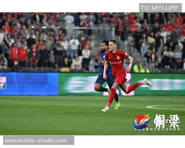 铜梁龙训练有序战术明确海港主场全力以赴迎战对手